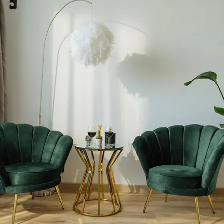 Sunset Rooftop Near Baba Novac Appartement *