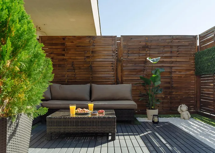 Sunset Rooftop Near Baba Novac * 布加勒斯特