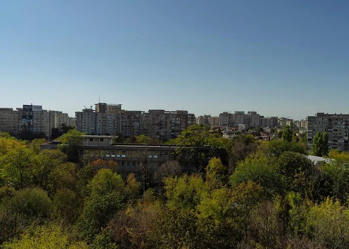 Sunset Rooftop Near Baba Novac 公寓 *