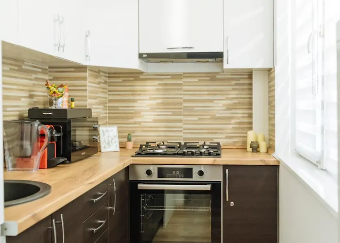 Sunset Rooftop Near Baba Novac Apartament