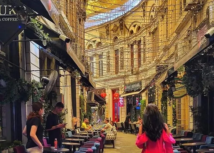 Sunset Rooftop Near Baba Novac * Бухарест